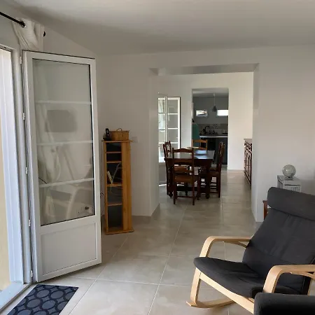 2 Maisons A Rue Daisson
