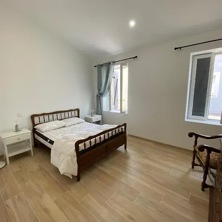 2 Maisons A Rue Daisson *